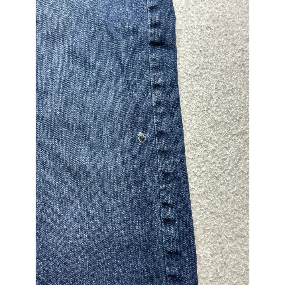 Wrangler Authentics Jeans Mens 34x34 (32x32) Blue Straight Leg Denim Medium Wash